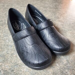Black Embossed Lyndee Clog by Easy Works